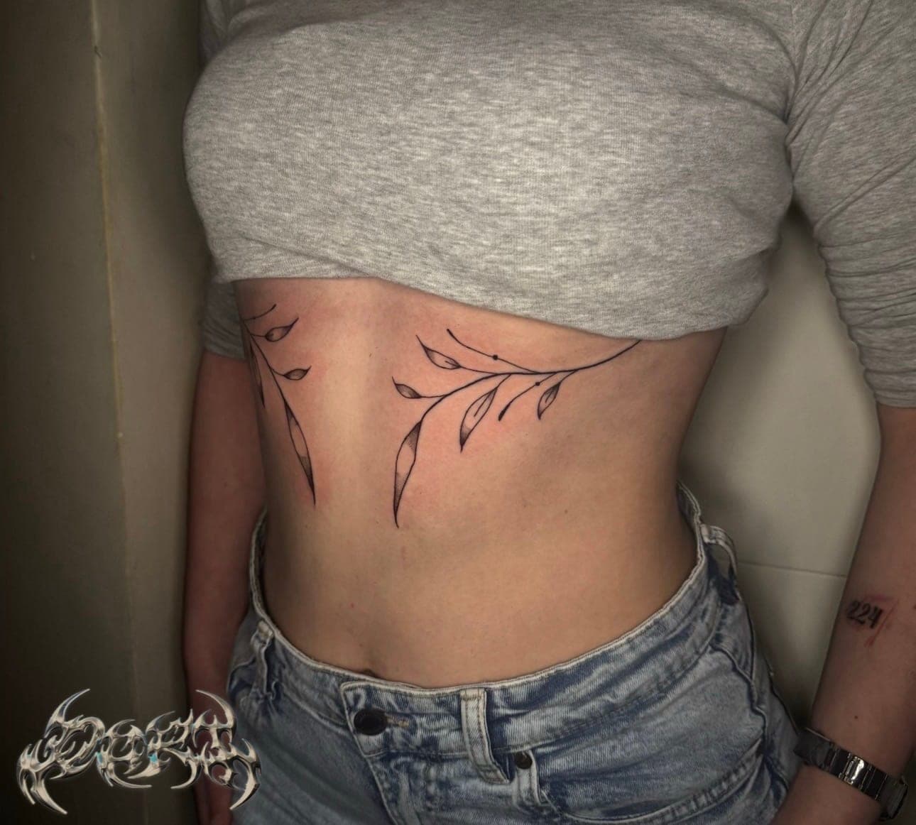 Fine line tattoo