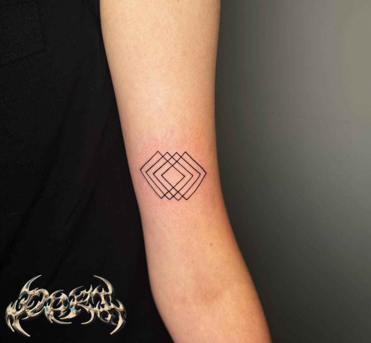 Geometric squares