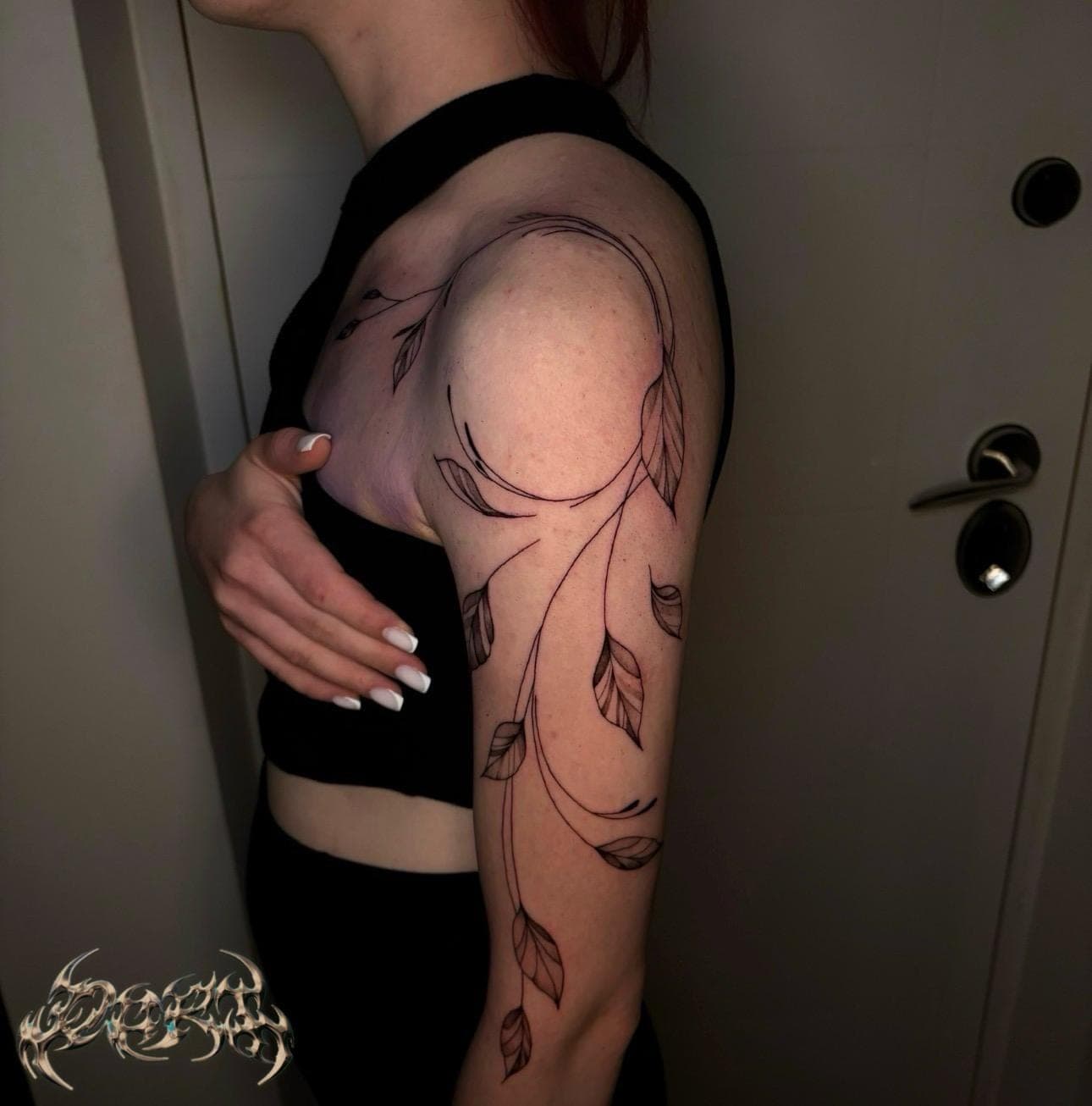 Ornamental sleeve